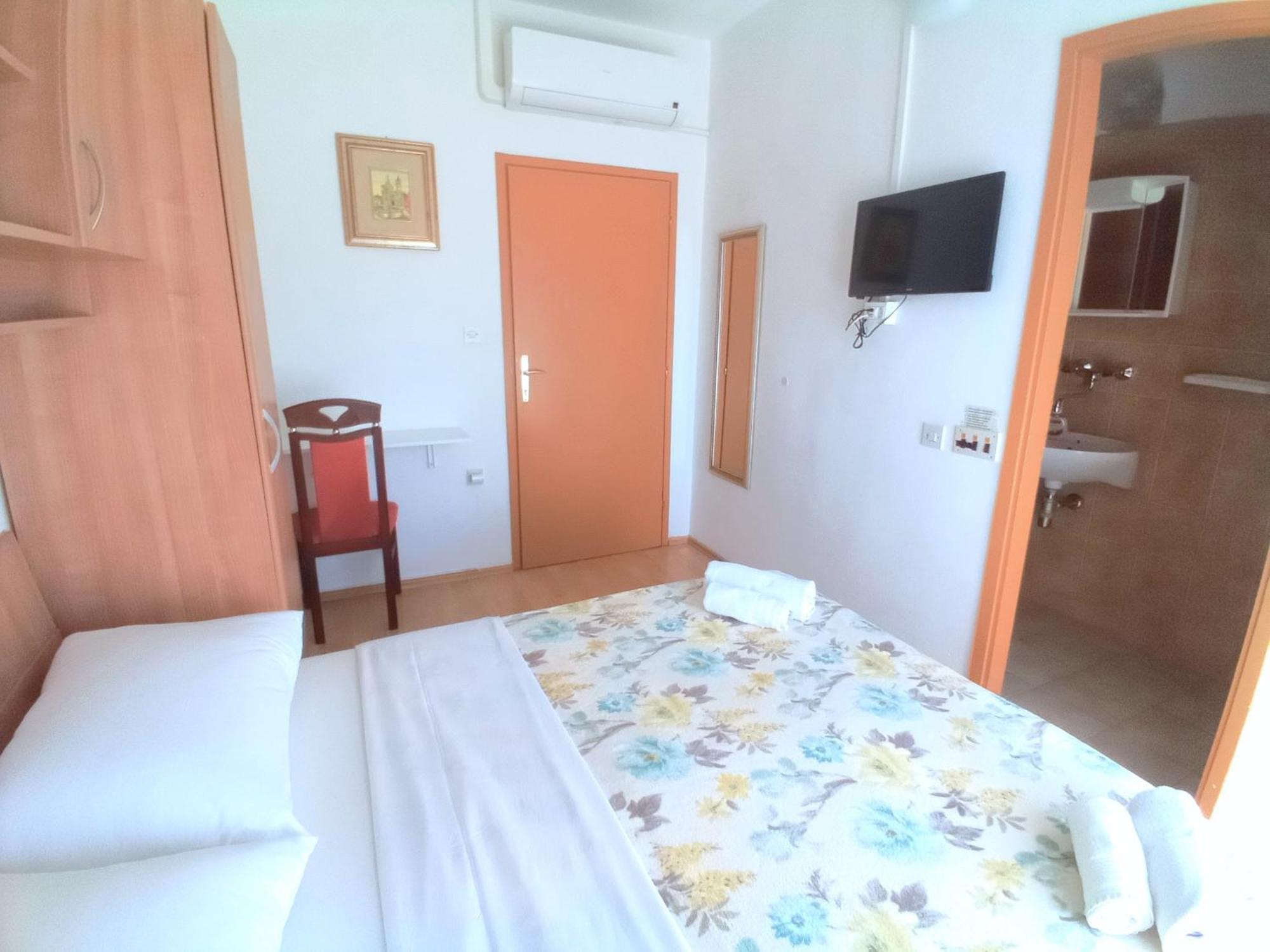 Guesthouse Cecilia 2 Malinska Quarto foto